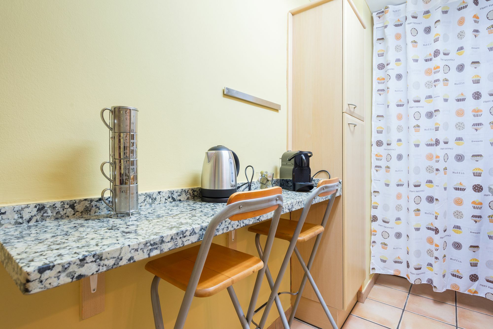 Quiet & Cozy San Fernando Apartment Малага Екстер'єр фото